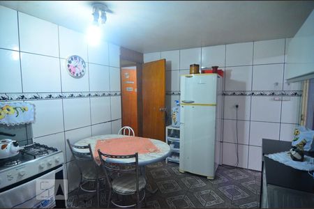 Casa à venda com 250m², 6 quartos e 3 vagasCasa 1 - Cozinha