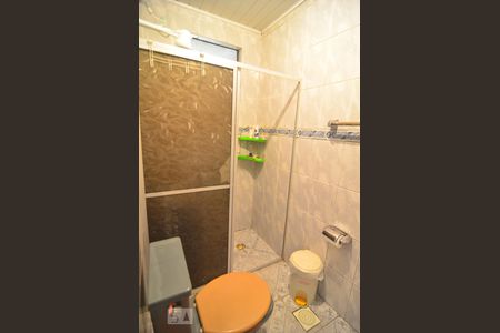 Casa à venda com 250m², 6 quartos e 3 vagasCasa 1 - Banheiro suíte