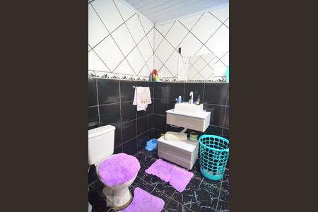 Casa à venda com 250m², 6 quartos e 3 vagasCasa 3 - Banheiro social