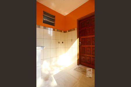 Casa para alugar com 49m², 2 quartos e 1 vagaÁrea de Serviço