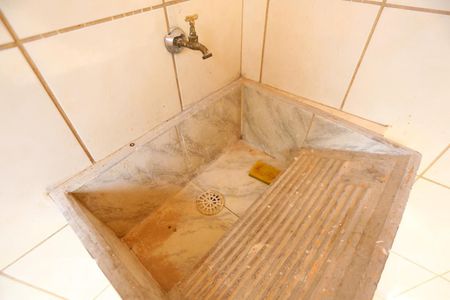 Casa para alugar com 49m², 2 quartos e 1 vagaÁrea de Serviço - Tanque