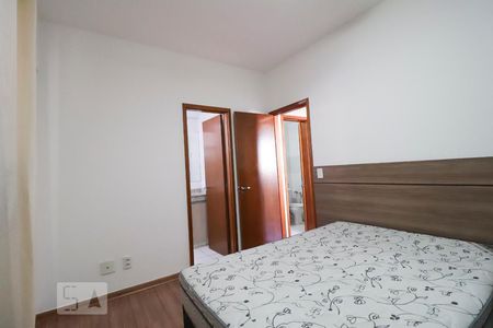 Apartamento para alugar com 67m², 2 quartos e 1 vaga Apartamento para alugar com 67m², 2 quartos e 1 vagaSuíte