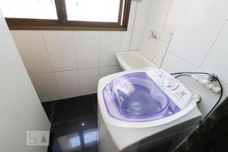 Apartamento para alugar com 67m², 2 quartos e 1 vaga Apartamento para alugar com 67m², 2 quartos e 1 vagaÁrea de serviço