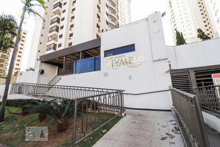 Apartamento para alugar com 67m², 2 quartos e 1 vaga Apartamento para alugar com 67m², 2 quartos e 1 vagaFachada