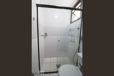 Apartamento para alugar com 67m², 2 quartos e 1 vaga Apartamento para alugar com 67m², 2 quartos e 1 vagaBanheiro da suíte