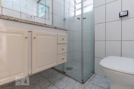 Banheiro de apartamento para alugar com 1 quarto, 49m² em Mirandópolis, São Paulo
