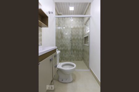 Apartamento para alugar com 109m², 3 quartos e sem vagaBanheiro da Suíte