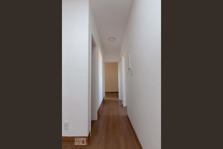 Apartamento para alugar com 70m², 3 quartos e 2 vagas Apartamento para alugar com 70m², 3 quartos e 2 vagasCorredor