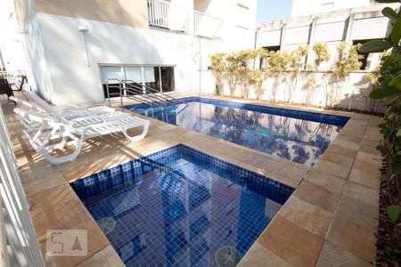 Apartamento à venda com 58m², 2 quartos e 1 vaga Apartamento à venda com 58m², 2 quartos e 1 vagaPiscina