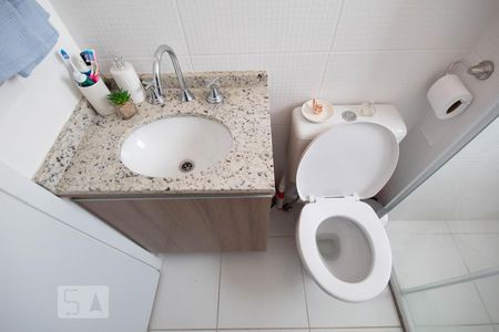 Banheiro da Suíte de apartamento à venda com 2 quartos, 58m² em Quitaúna, Osasco