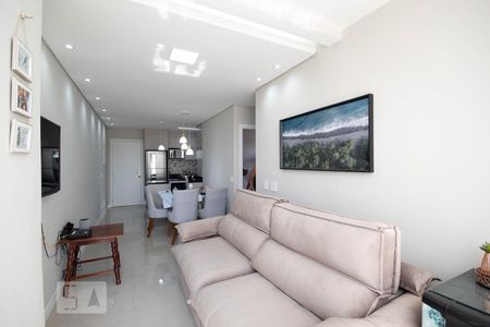 Sala de apartamento à venda com 2 quartos, 58m² em Quitaúna, Osasco