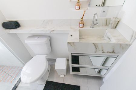 Studio para alugar com 19m², 1 quarto e sem vaga Studio para alugar com 19m², 1 quarto e sem vagaBanheiro Social