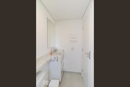 Studio para alugar com 19m², 1 quarto e sem vaga Studio para alugar com 19m², 1 quarto e sem vagaBanheiro Social