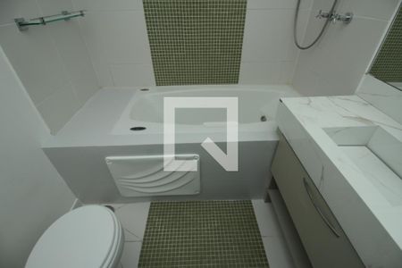 Apartamento para alugar com 70m², 2 quartos e 2 vagasBanheiro
