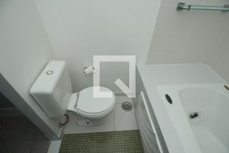 Apartamento para alugar com 70m², 2 quartos e 2 vagasBanheiro