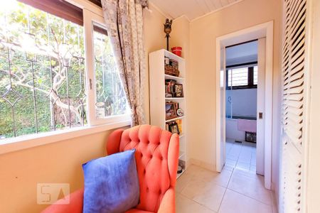 Casa à venda com 490m², 4 quartos e 4 vagas Casa à venda com 490m², 4 quartos e 4 vagassuíte 1