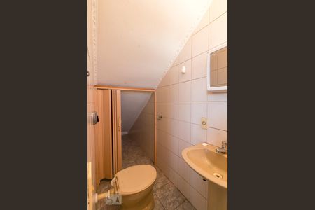 Casa à venda com 160m², 4 quartos e 2 vagasBanheiro de serviço