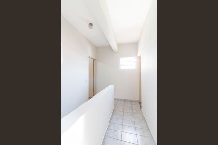 Corredor de casa para alugar com 4 quartos, 160m² em Jardim Testae, Guarulhos