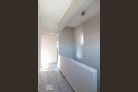 Corredor de casa para alugar com 4 quartos, 160m² em Jardim Testae, Guarulhos