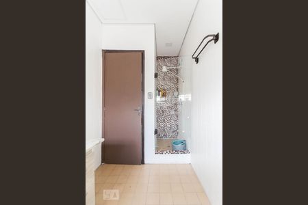 Casa à venda com 110m², 3 quartos e 2 vagasBanheiro