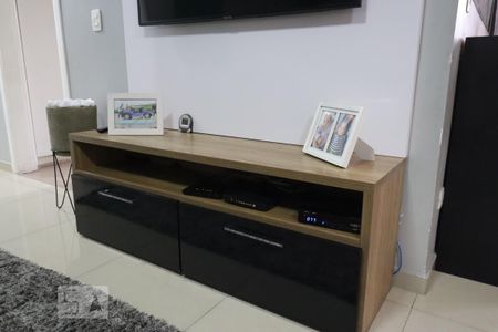 Sala de apartamento para alugar com 3 quartos, 105m² em Vila Bocaina, Mauá