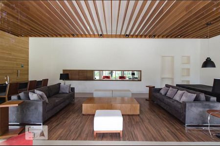 Apartamento para alugar com 101m², 1 quarto e 2 vagas Apartamento para alugar com 101m², 1 quarto e 2 vagasÁrea Comum