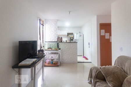 Sala de Estar de apartamento para alugar com 2 quartos, 42m² em Vila Nova, Porto Alegre