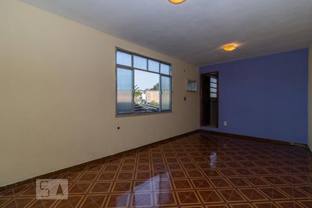 Suíte de casa de condomínio para alugar com 2 quartos, 100m² em Marechal Hermes, Rio de Janeiro