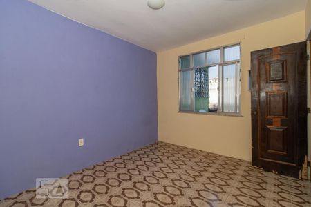 Quarto 1 de casa de condomínio para alugar com 2 quartos, 100m² em Marechal Hermes, Rio de Janeiro