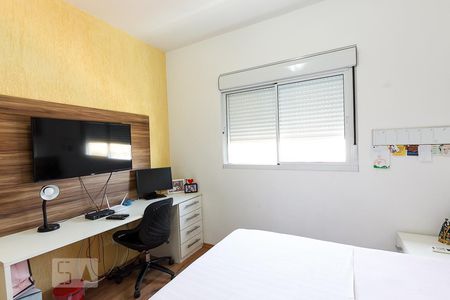 Quarto 1 de casa para alugar com 3 quartos, 205m² em Jardim Maria Rosa, Taboão da Serra