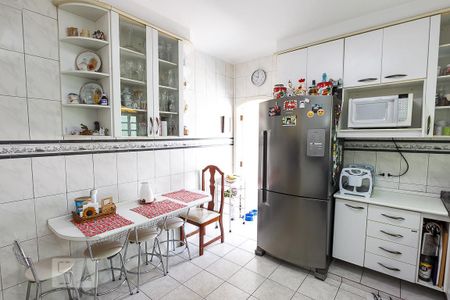 Casa à venda com 205m², 3 quartos e 2 vagas Casa à venda com 205m², 3 quartos e 2 vagascozinha