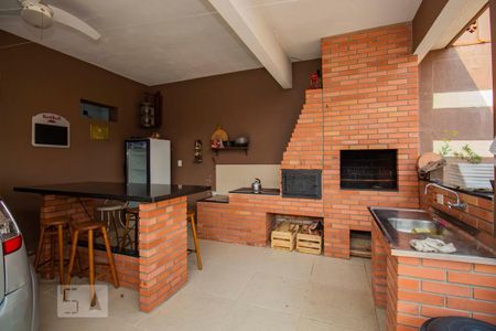 Casa para alugar com 390m², 4 quartos e 5 vagasSalão de festas