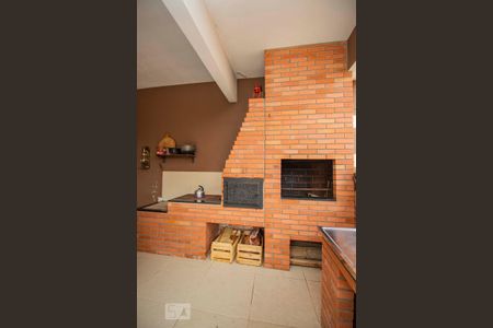 Casa para alugar com 390m², 4 quartos e 5 vagasSalão de festas