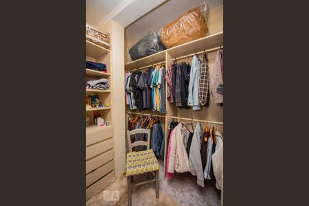 Casa para alugar com 390m², 4 quartos e 5 vagasCloset da Suíte  