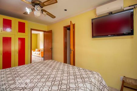 Casa para alugar com 390m², 4 quartos e 5 vagasSuíte 