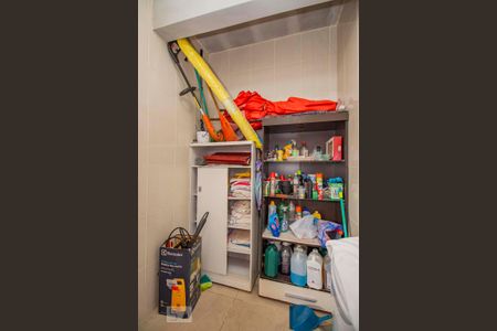 Casa para alugar com 390m², 4 quartos e 5 vagasLavanderia 