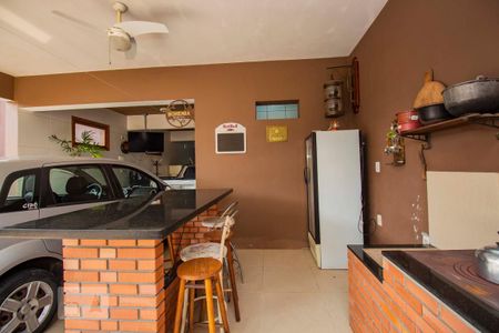 Casa para alugar com 390m², 4 quartos e 5 vagasSalão de festas