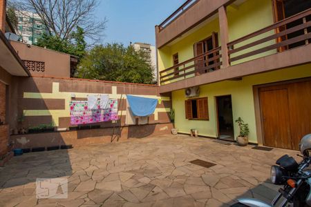 Casa para alugar com 390m², 4 quartos e 5 vagasPátio 