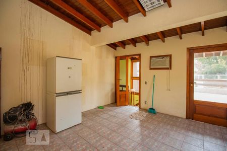 Casa para alugar com 390m², 4 quartos e 5 vagasSuíte 2