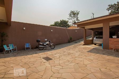 Casa para alugar com 390m², 4 quartos e 5 vagasPátio 