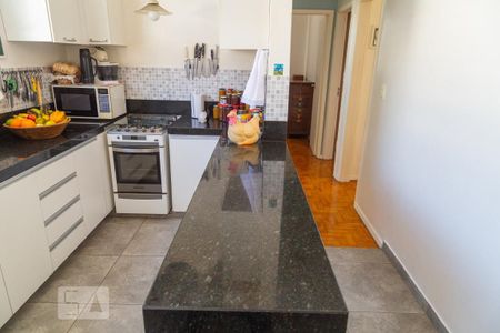 Apartamento à venda com 90m², 2 quartos e sem vagaBancada da Cozinha