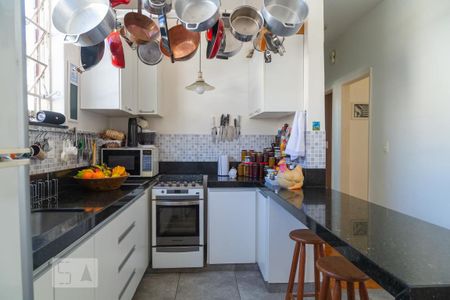 Apartamento à venda com 90m², 2 quartos e sem vagaCozinha