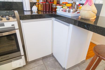 Apartamento à venda com 90m², 2 quartos e sem vagaArmário da Cozinha