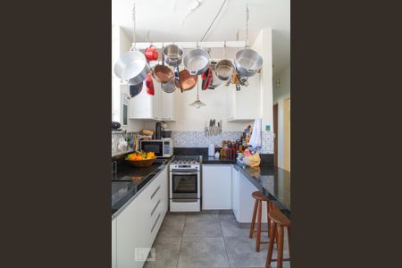 Apartamento à venda com 90m², 2 quartos e sem vagaCozinha