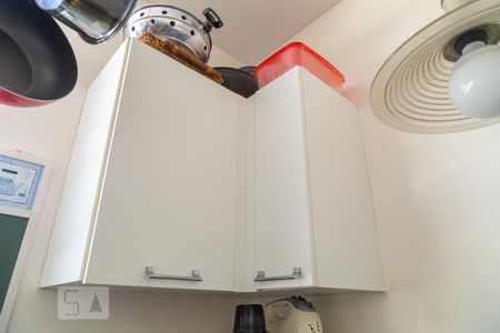 Apartamento à venda com 90m², 2 quartos e sem vagaArmário da Cozinha