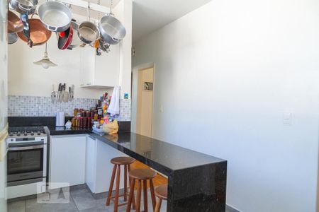 Apartamento à venda com 90m², 2 quartos e sem vagaCozinha