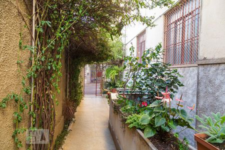 Apartamento à venda com 90m², 2 quartos e sem vagaHall de Entrada