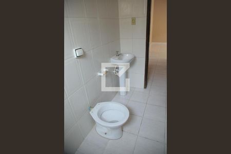 Casa para alugar com 65m², 2 quartos e sem vagaBanheiro