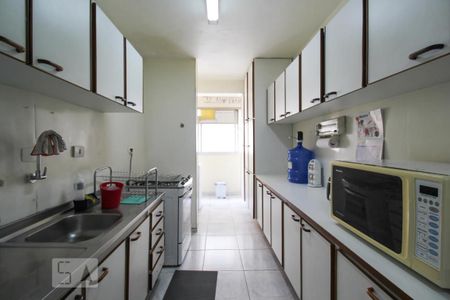 Apartamento à venda com 105m², 3 quartos e 1 vagaCozinha