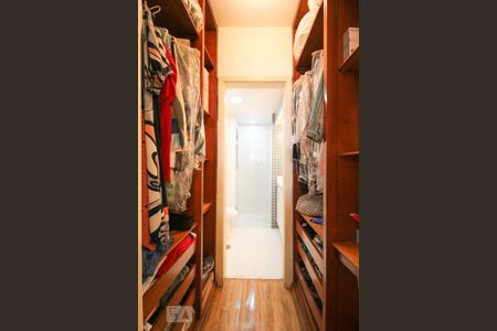 Apartamento à venda com 105m², 3 quartos e 1 vagaArmários da Suíte 